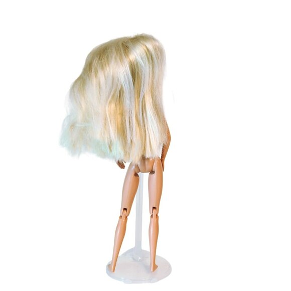 Vintage University Cheerleader Barbie Fashion Doll 1997 Nude Blonde Hair - Picture 2 of 5